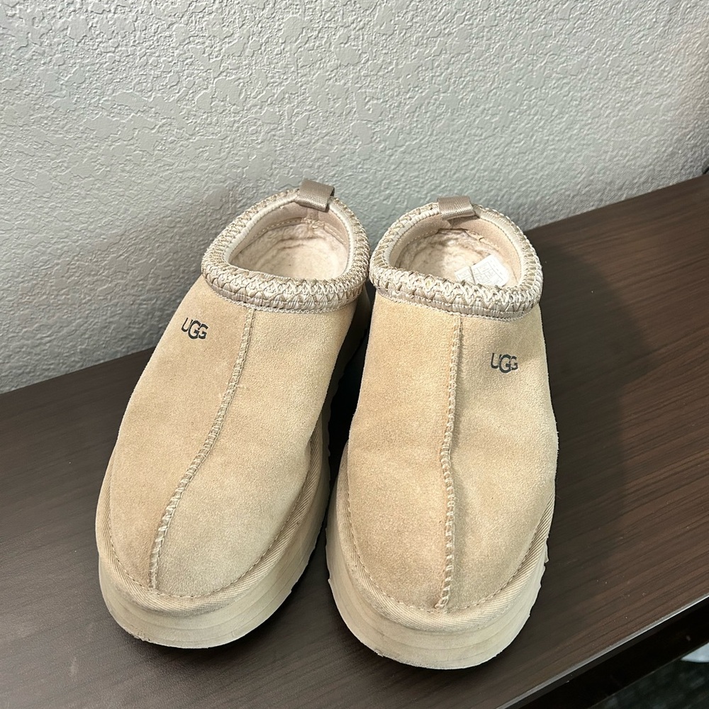 Ugg Women’s Tazz Platform Slippers Mustard Seed Size 6